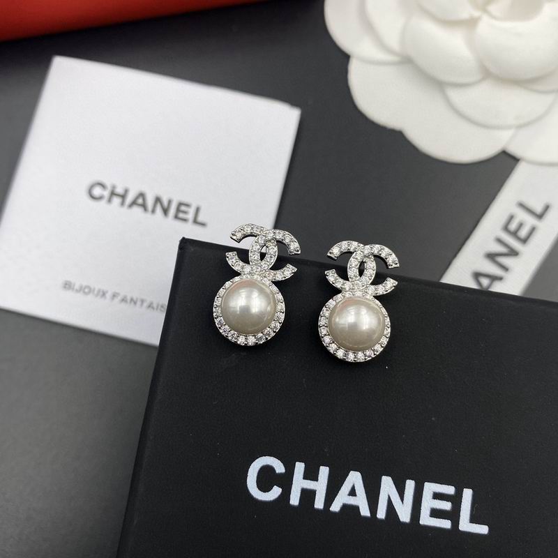 Chanel Earring 03yxs324